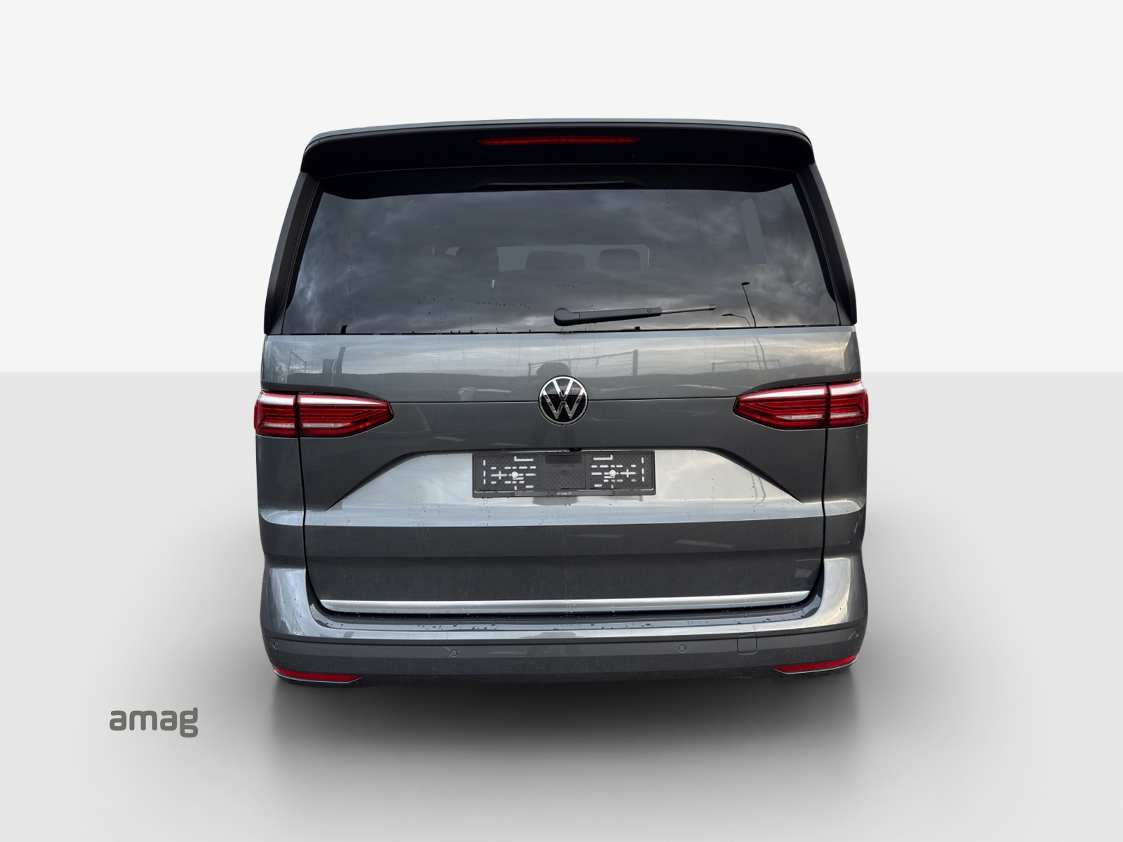 VW Multivan 2.0 TSI Style Liberty DSG Lang-image-3