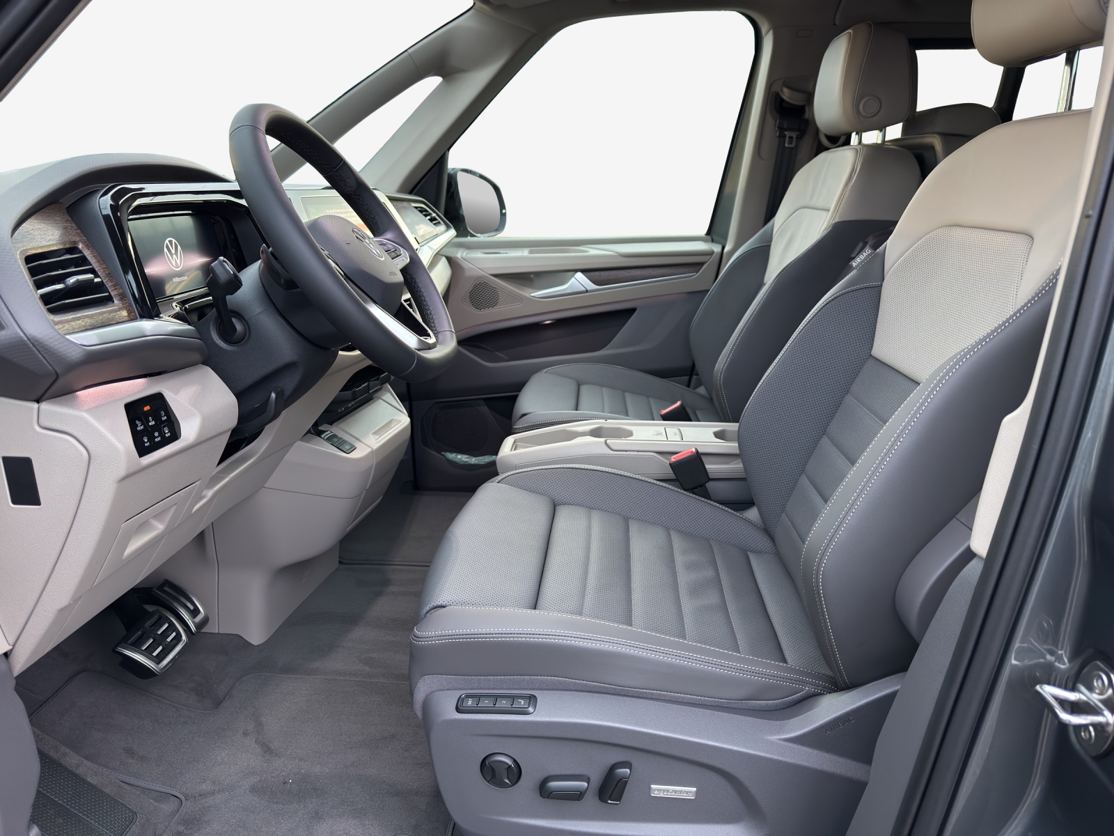 VW Multivan 2.0 TSI Style Liberty DSG Lang-image-7