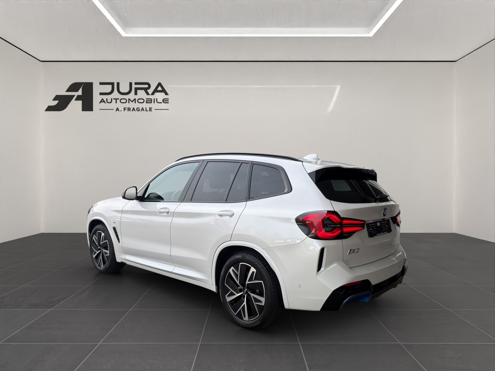BMW iX3 Inspiring M-Sport-image-4