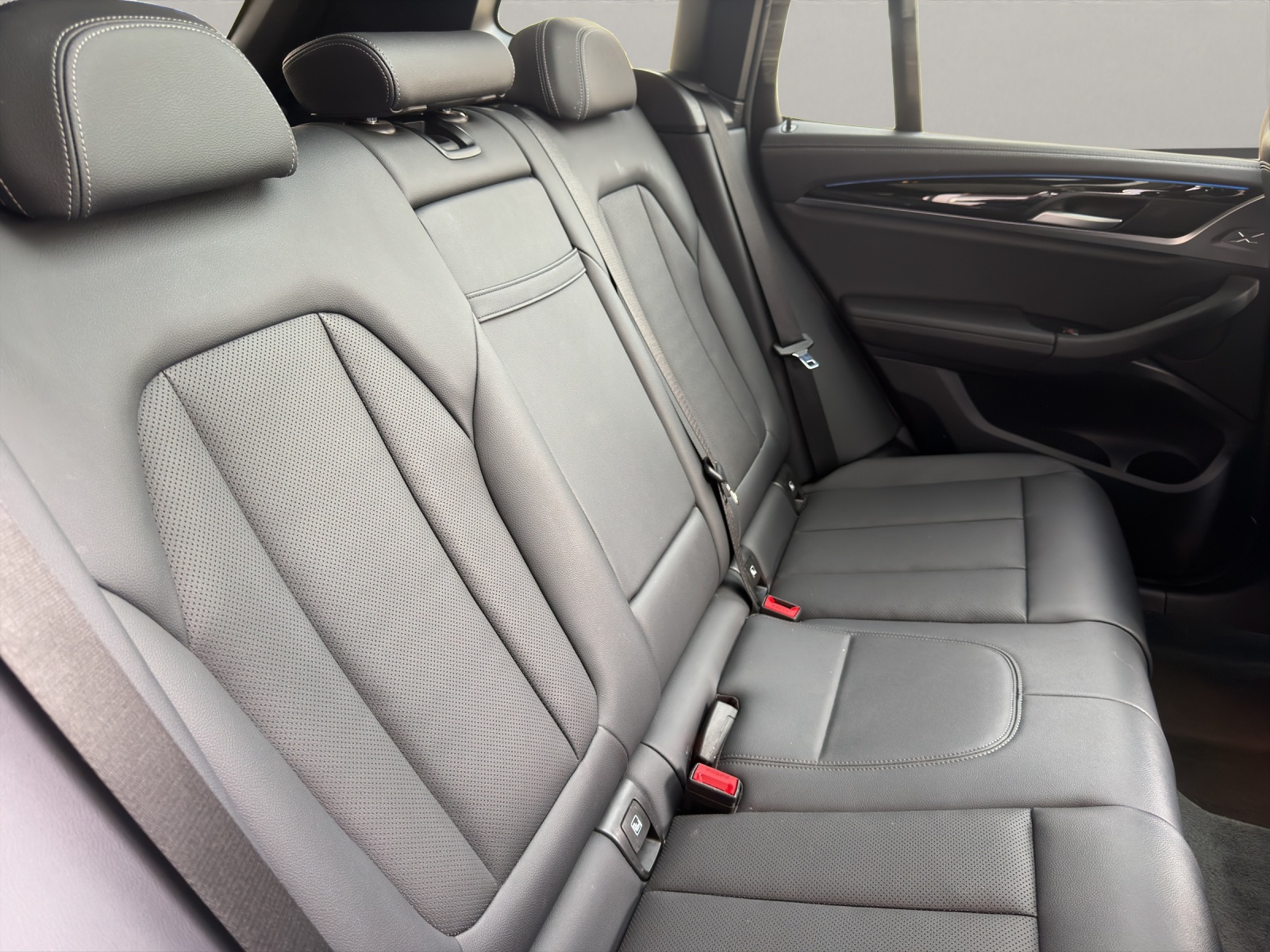 BMW iX3 Inspiring M-Sport-image-15