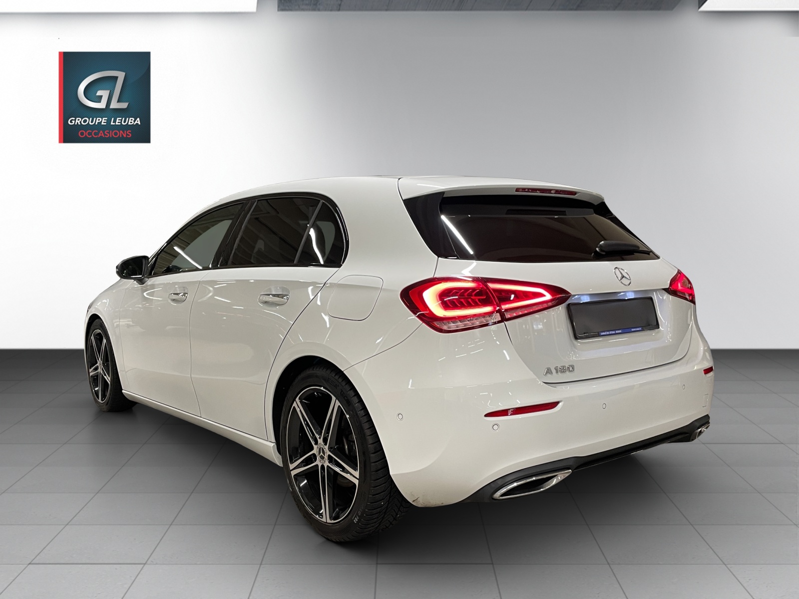 Image MERCEDES-BENZ A-180 A 180 Night Star 7G-DCT