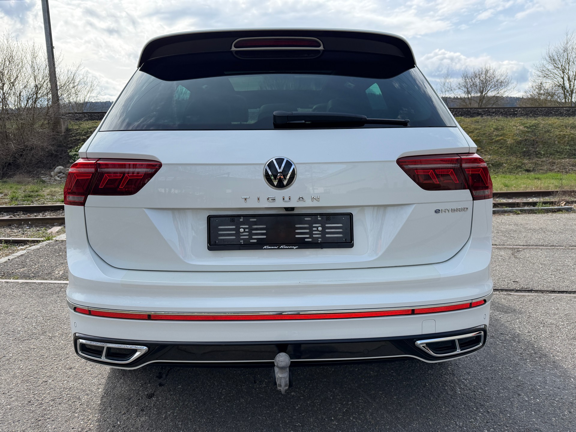 VW Tiguan 1.4TSI PHEV R-Line DSG-image-5