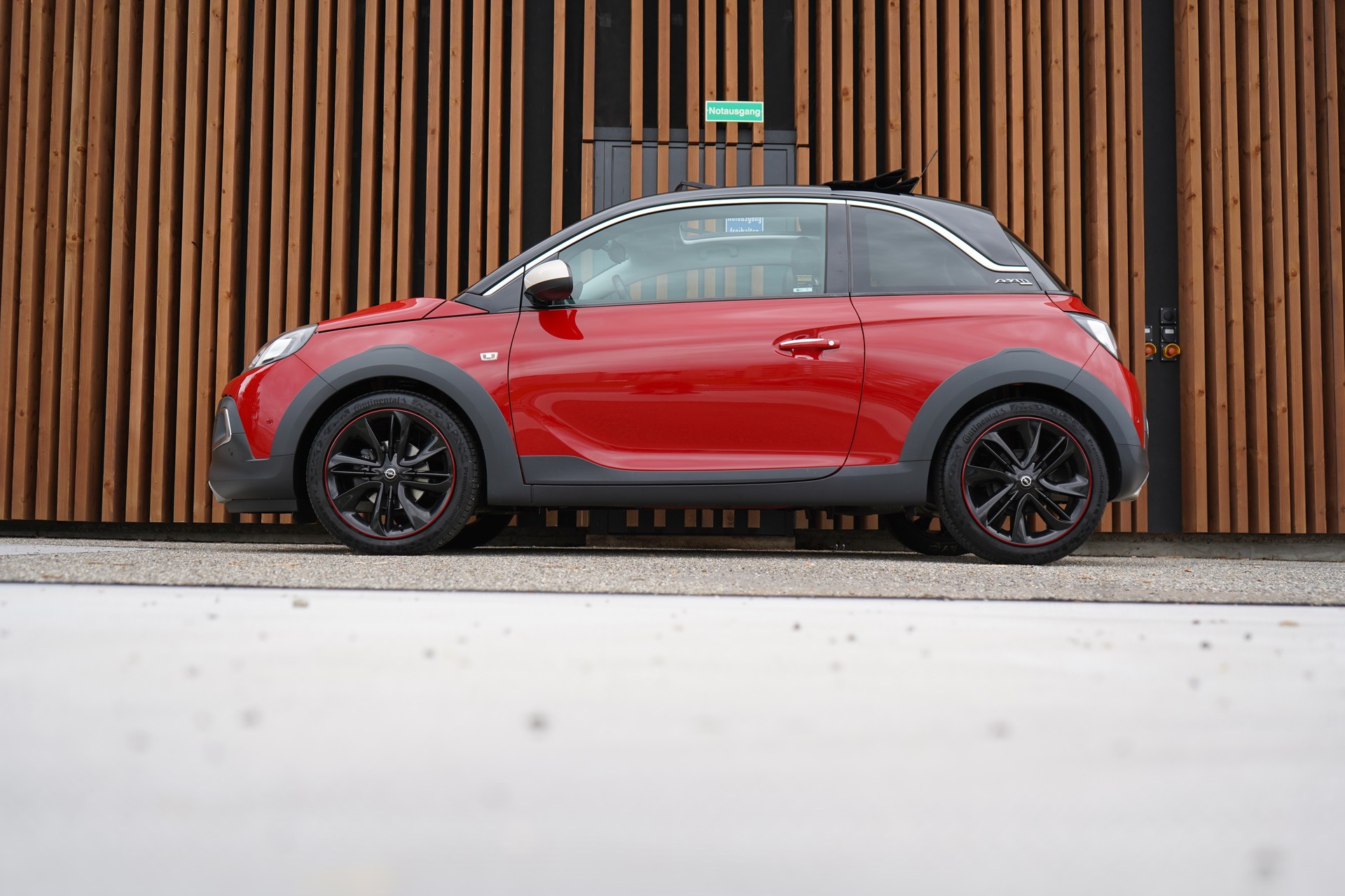 OPEL ADAM 1.4 ECOFLEX BLACK JACK EASYTRONIC l 84 PS-image-3