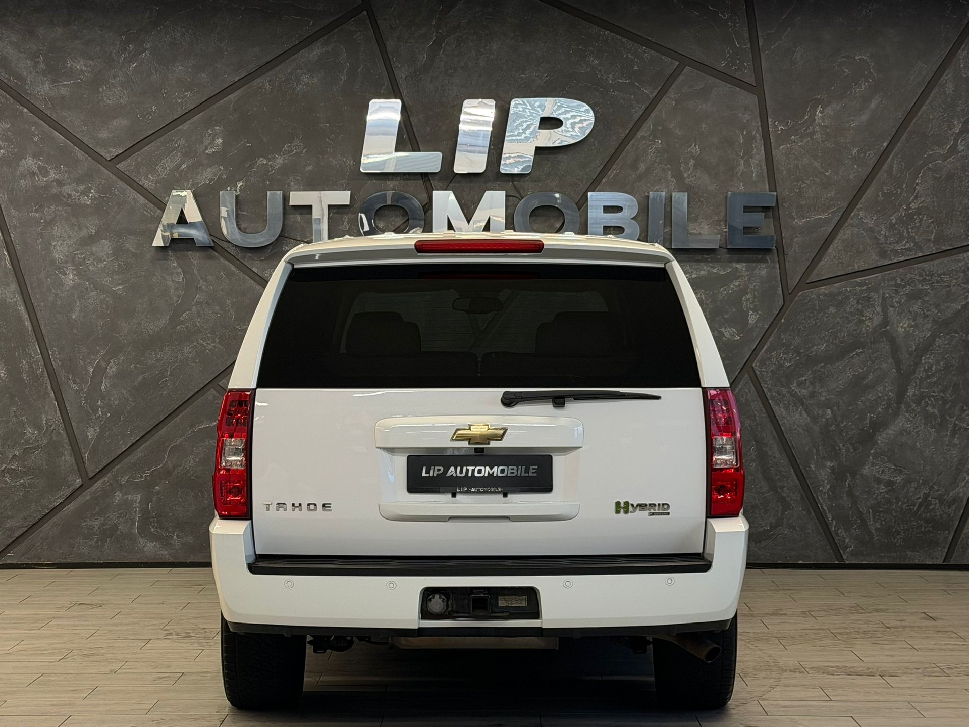 CHEVROLET TAHOE 6.0 Hybrid-image-6