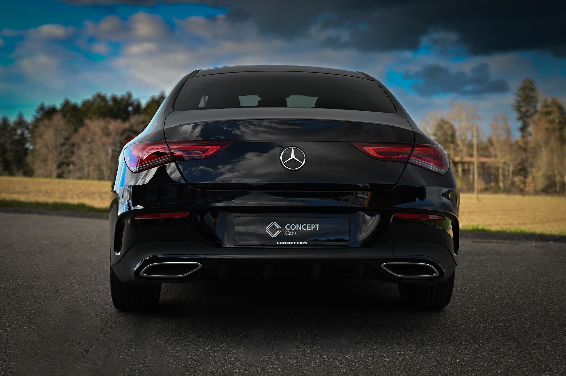 MERCEDES-BENZ CLA 250 AMG Line 7G-DCT 4Matic-image-2