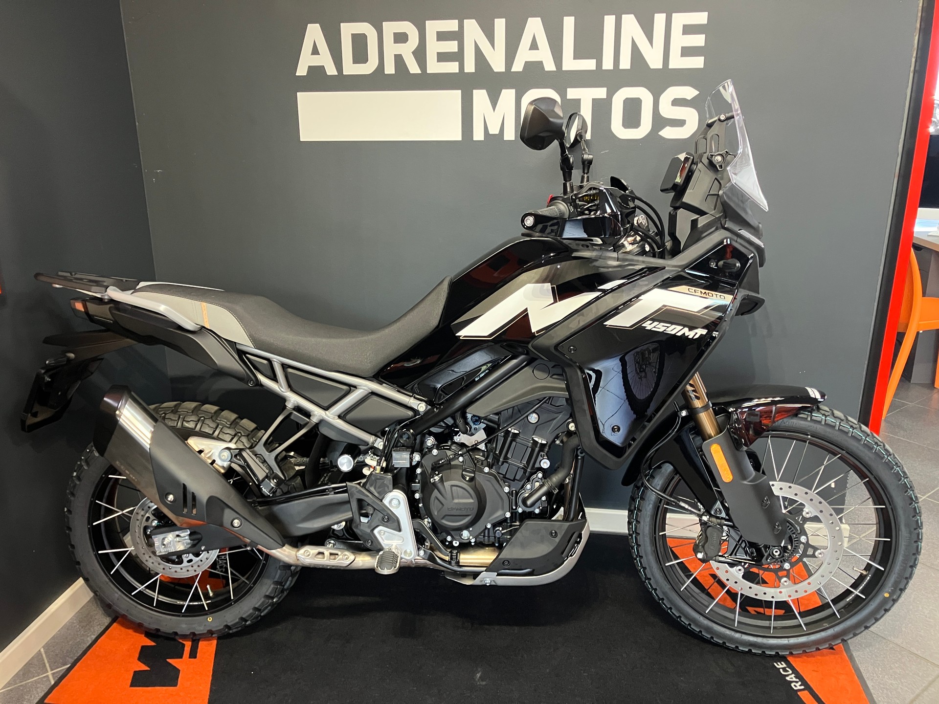 CF MOTO 450 MT
