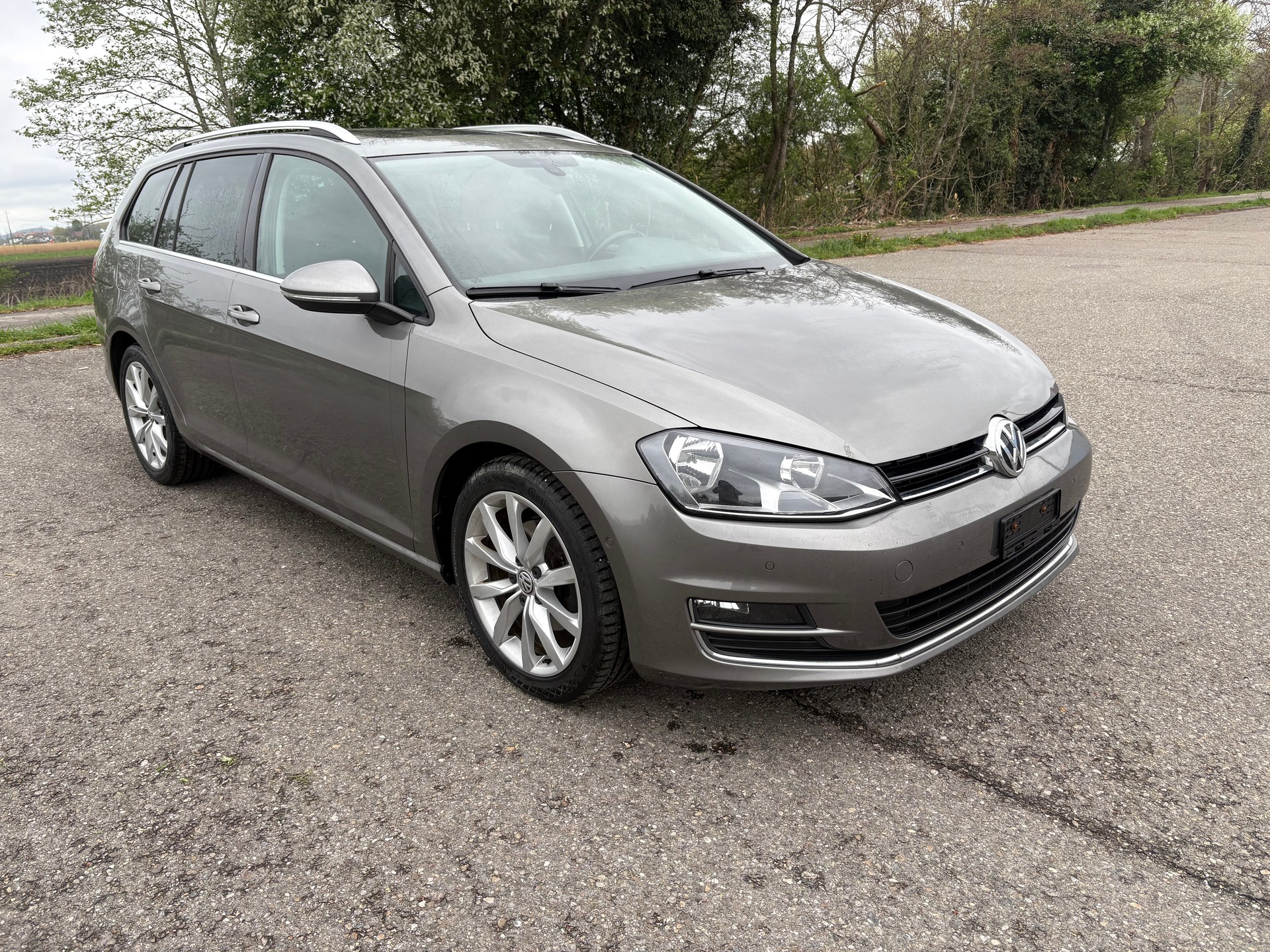 VW Golf Variant 1.4 TSI Comfortline DSG-image-1