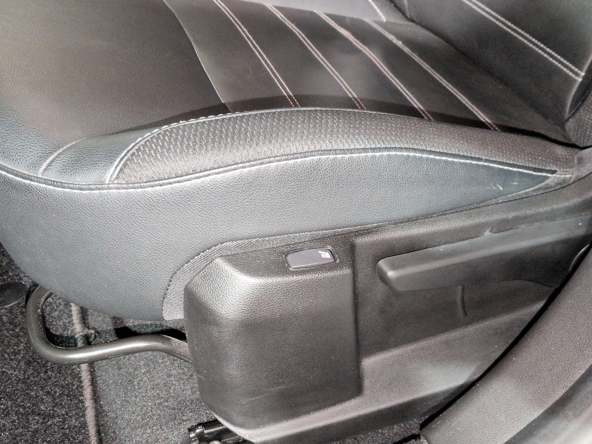 DACIA Duster Blue dCi 115 Prestige 4x2-image-19