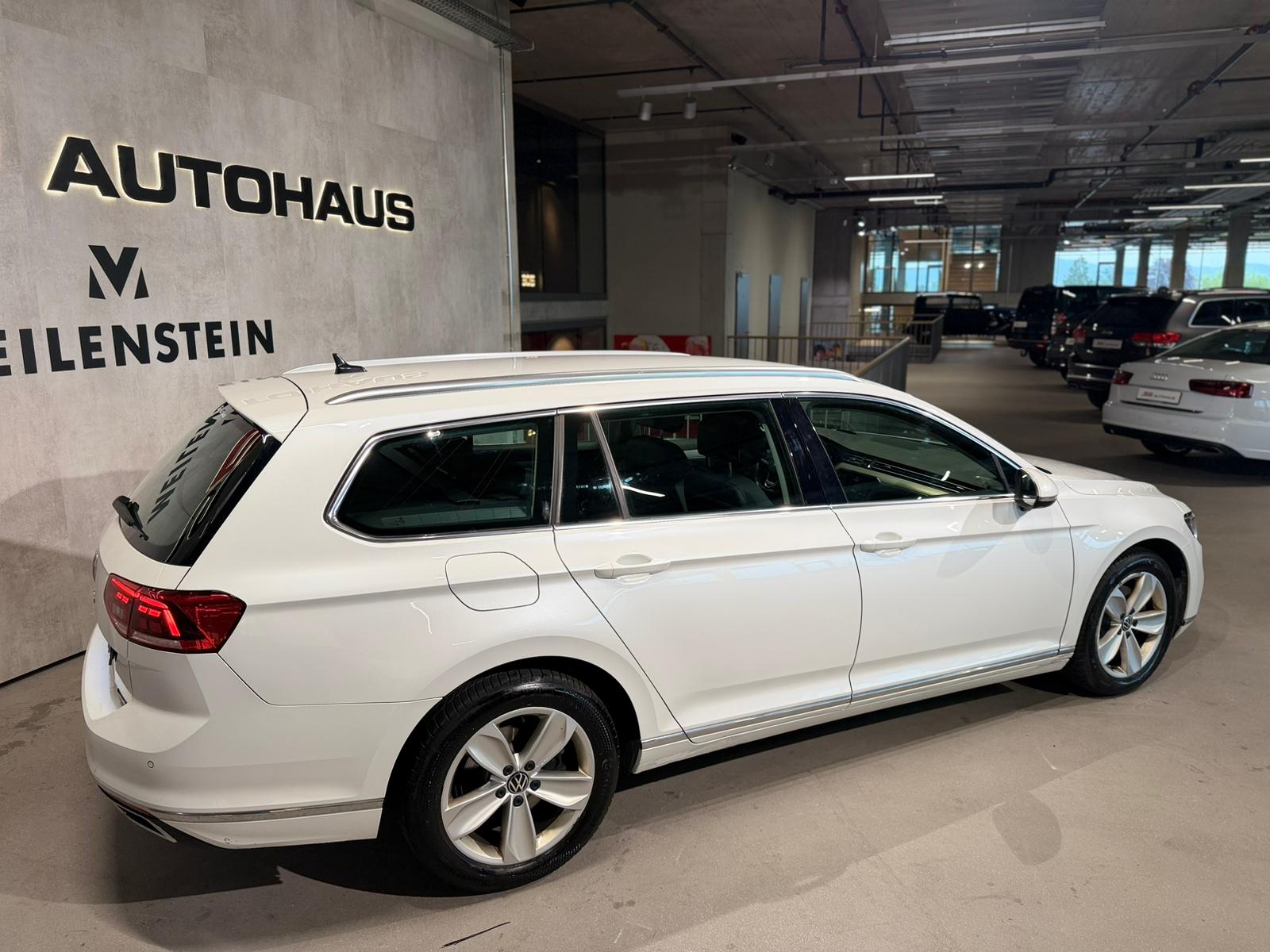 VW Passat 2.0 TDI BMT Elegance 4Motion DSG-image-8
