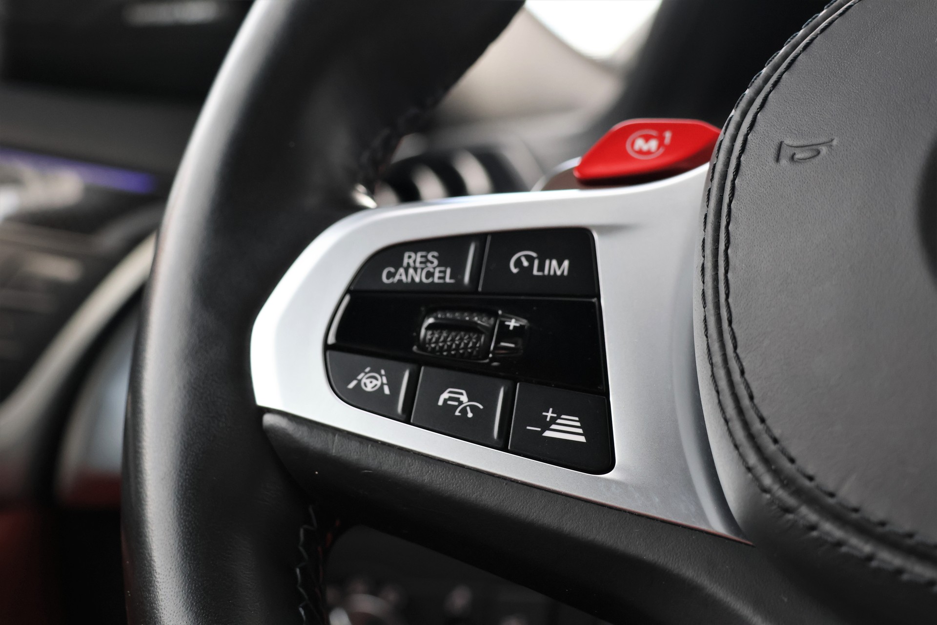 BMW X4M M Competition Steptronic (CH)-image-16