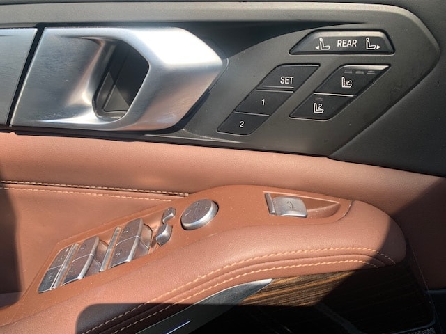 BMW X7 xDrive 48V 40d Steptronic-image-10