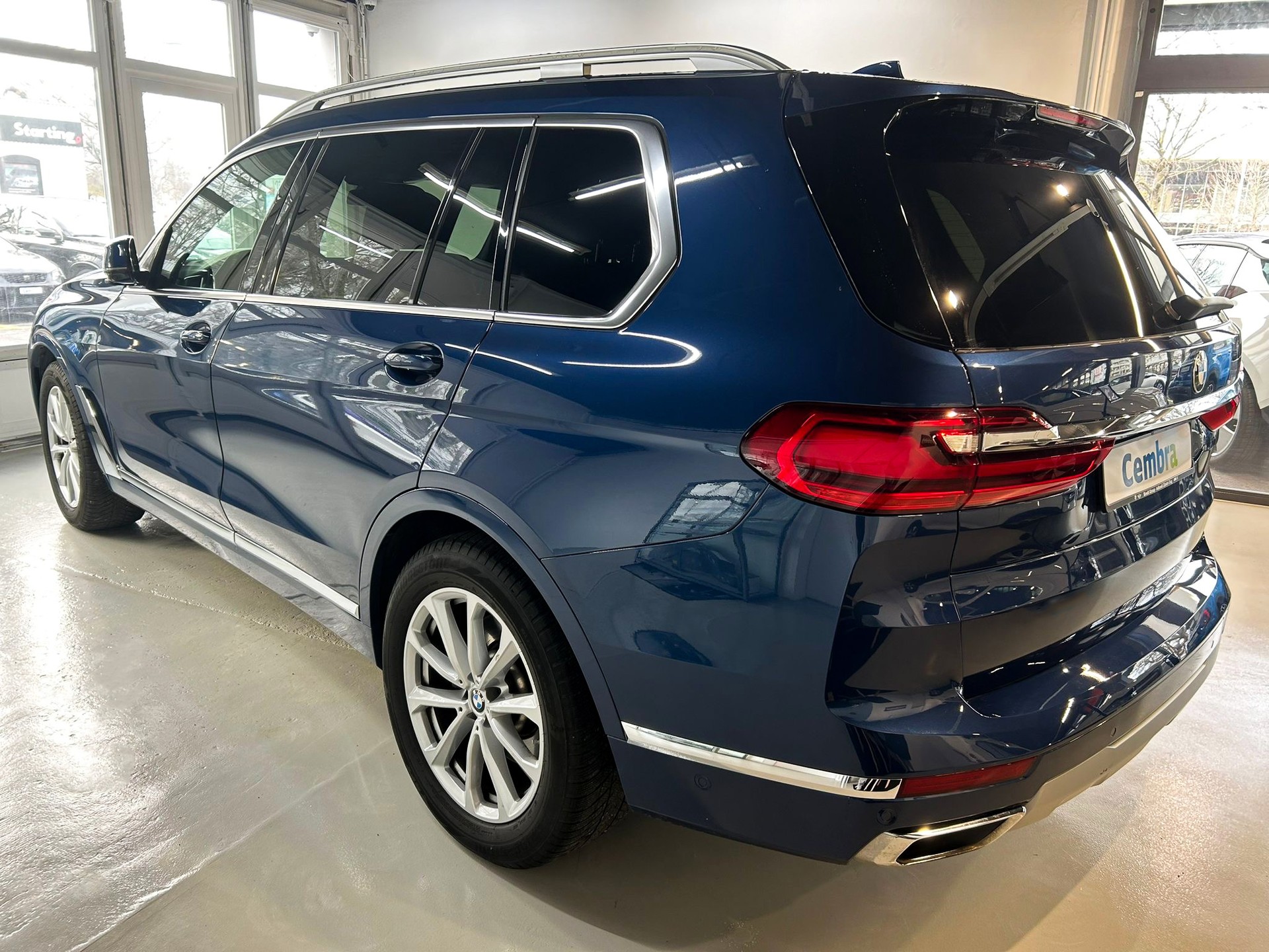 BMW X7 xDrive 48V 40d Steptronic-image-2
