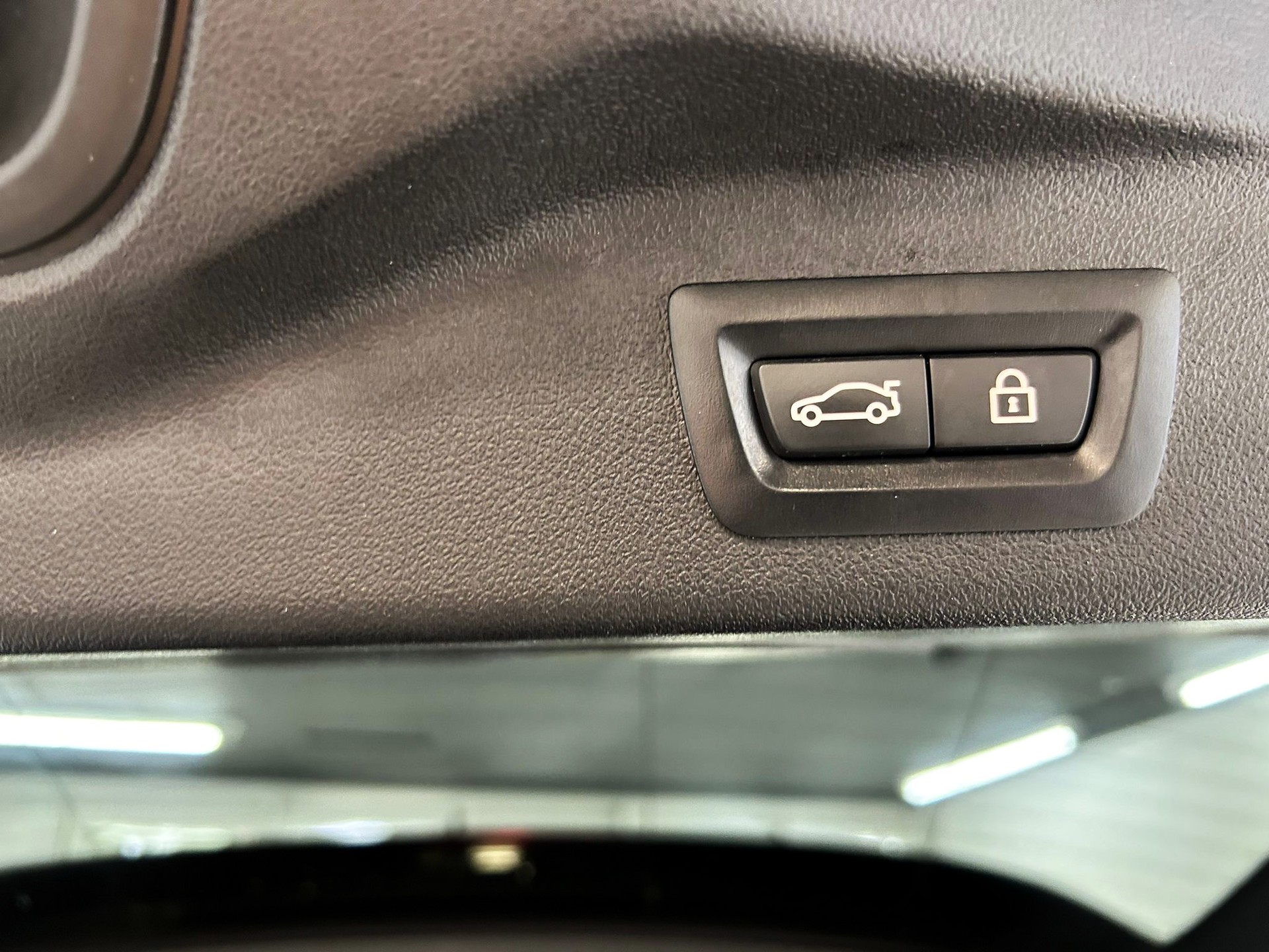 BMW X7 xDrive 48V 40d Steptronic-image-5