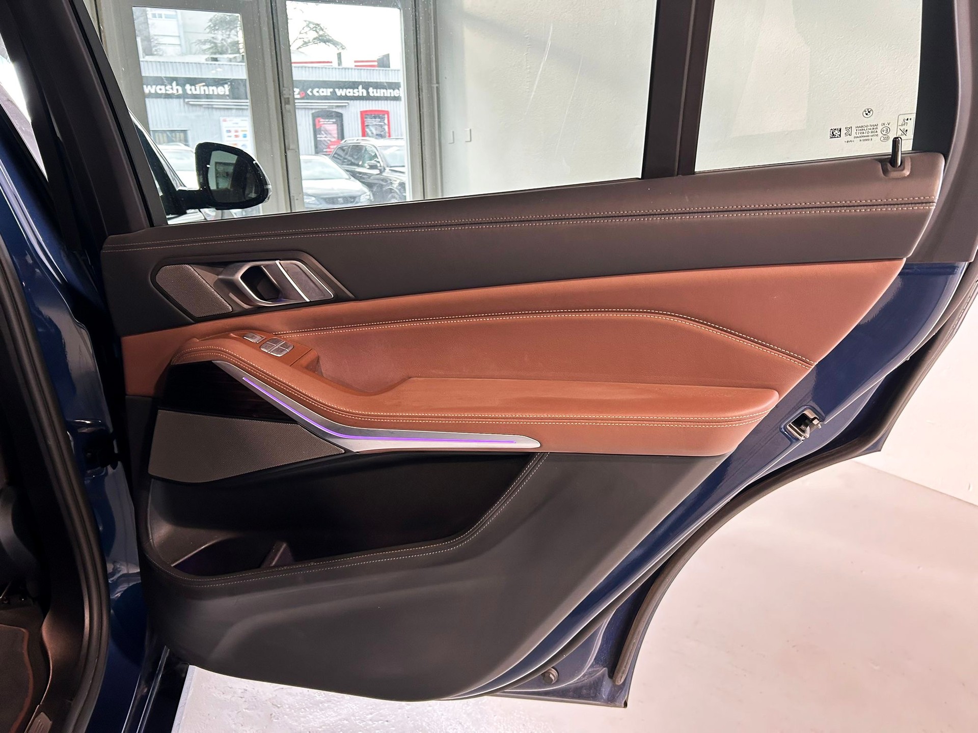 BMW X7 xDrive 48V 40d Steptronic-image-23
