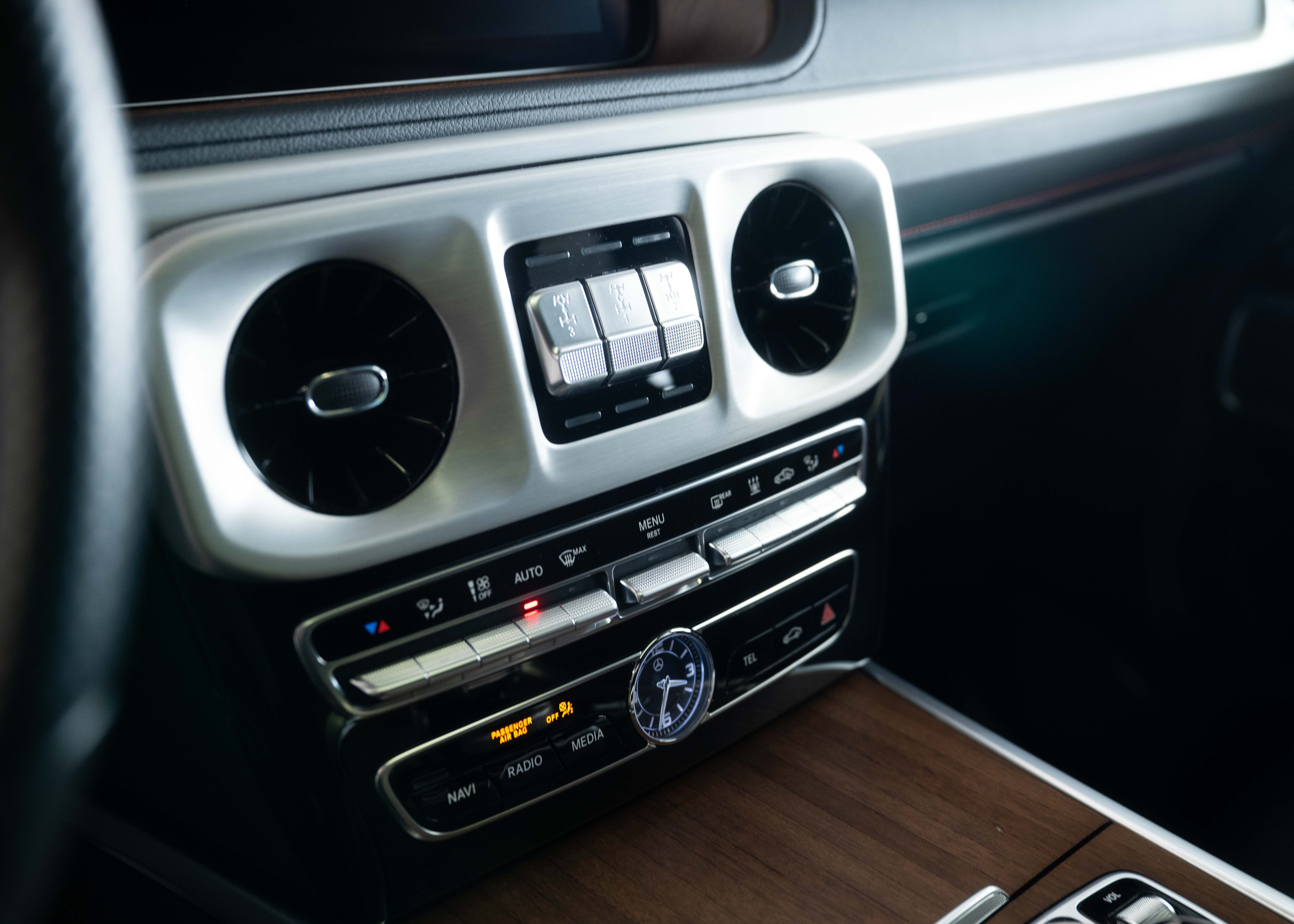 Image MERCEDES-BENZ G-500 G 500 AMG Line (Leasing 2.99%, 1st hand Swiss car, splendid condition)