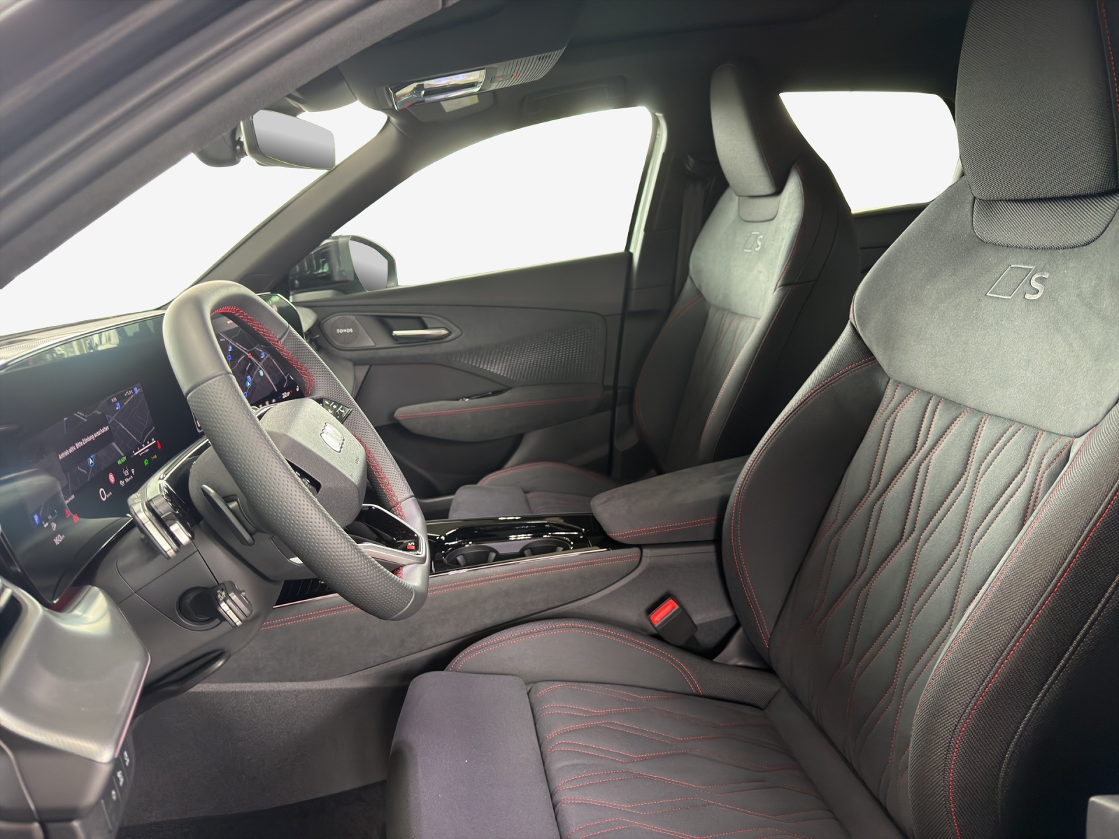 AUDI Q3 Sportback 110 kW TFSI S tronic-image-7