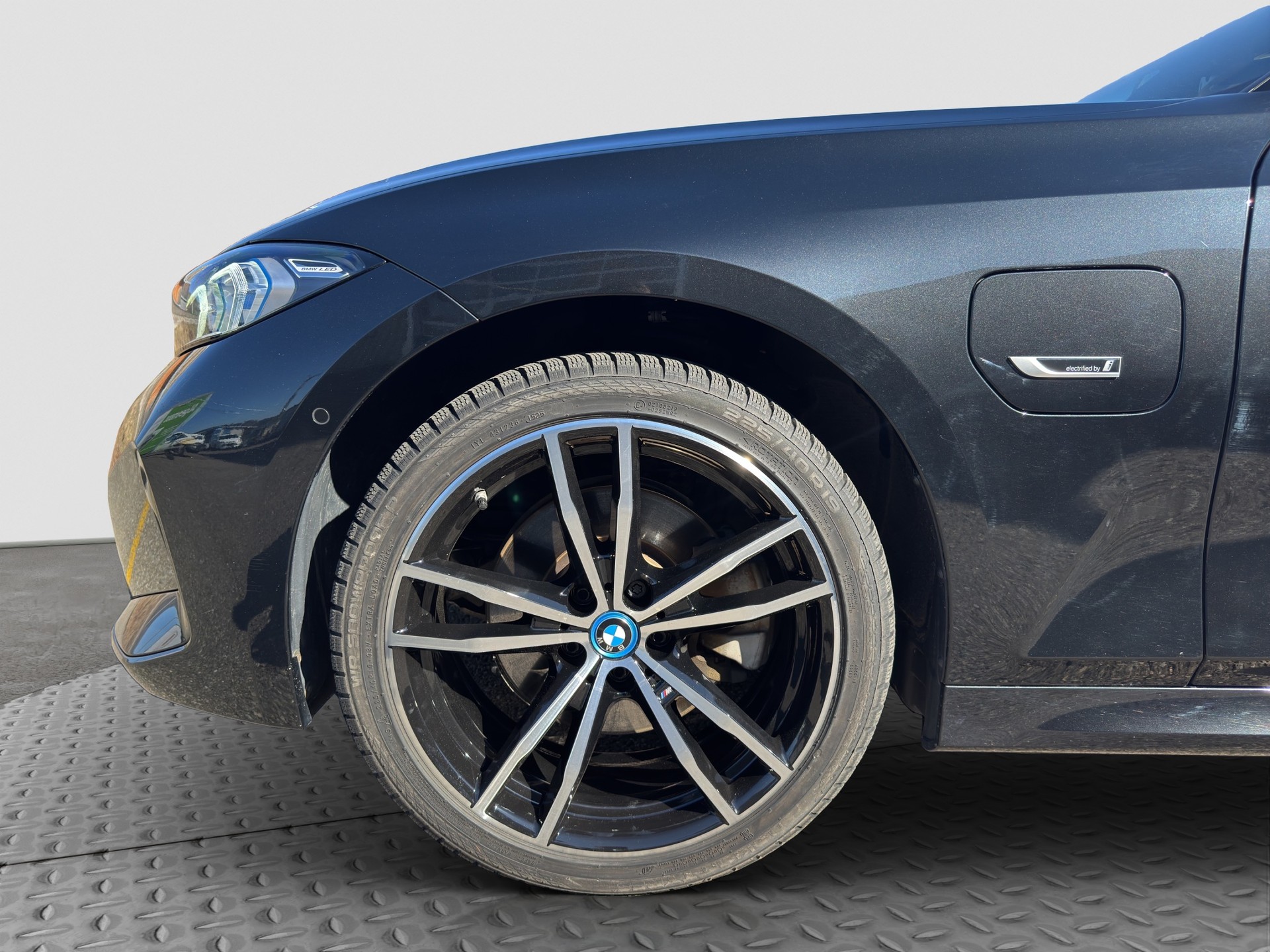 BMW 320e xDrive Touring Steptronic M Sport-image-23