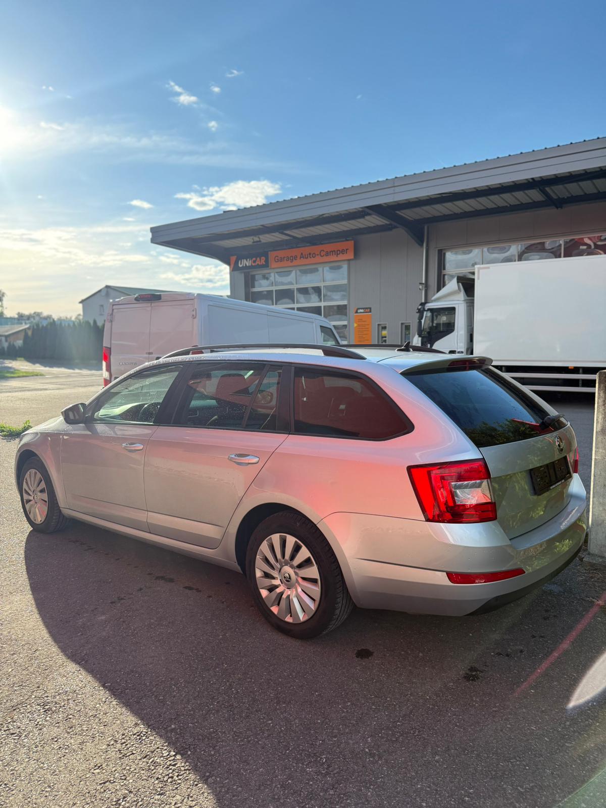 SKODA Octavia Combi 2.0 TDI Style 4x4 DSG-image-3