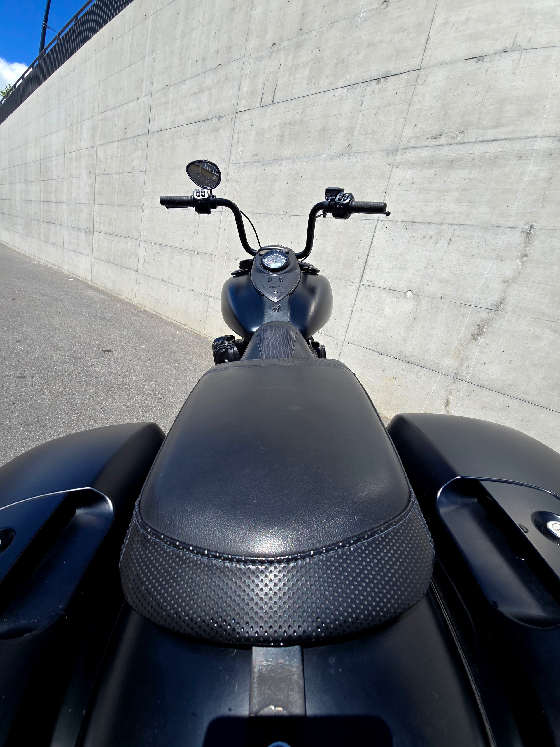 INDIAN Springfield Dark Horse-image-5