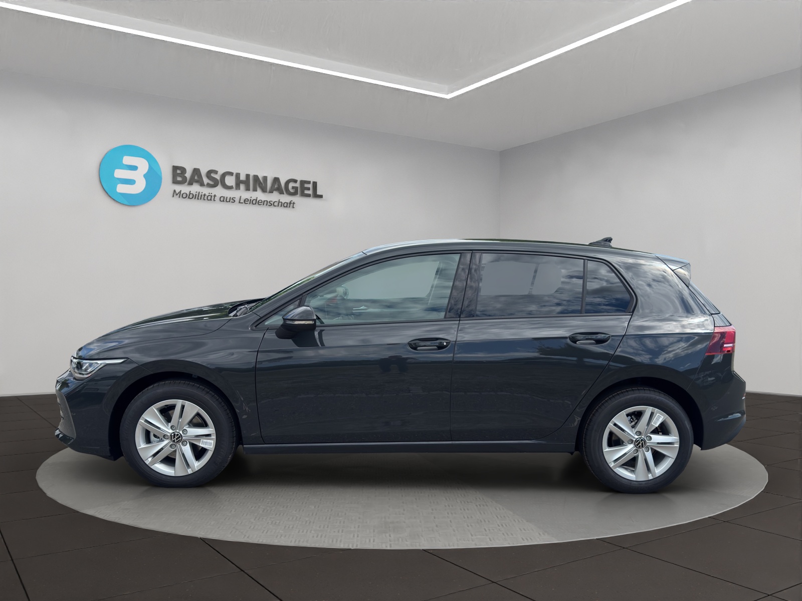 VW Golf 1.5 e TSI mHEV Value DSG-image-1