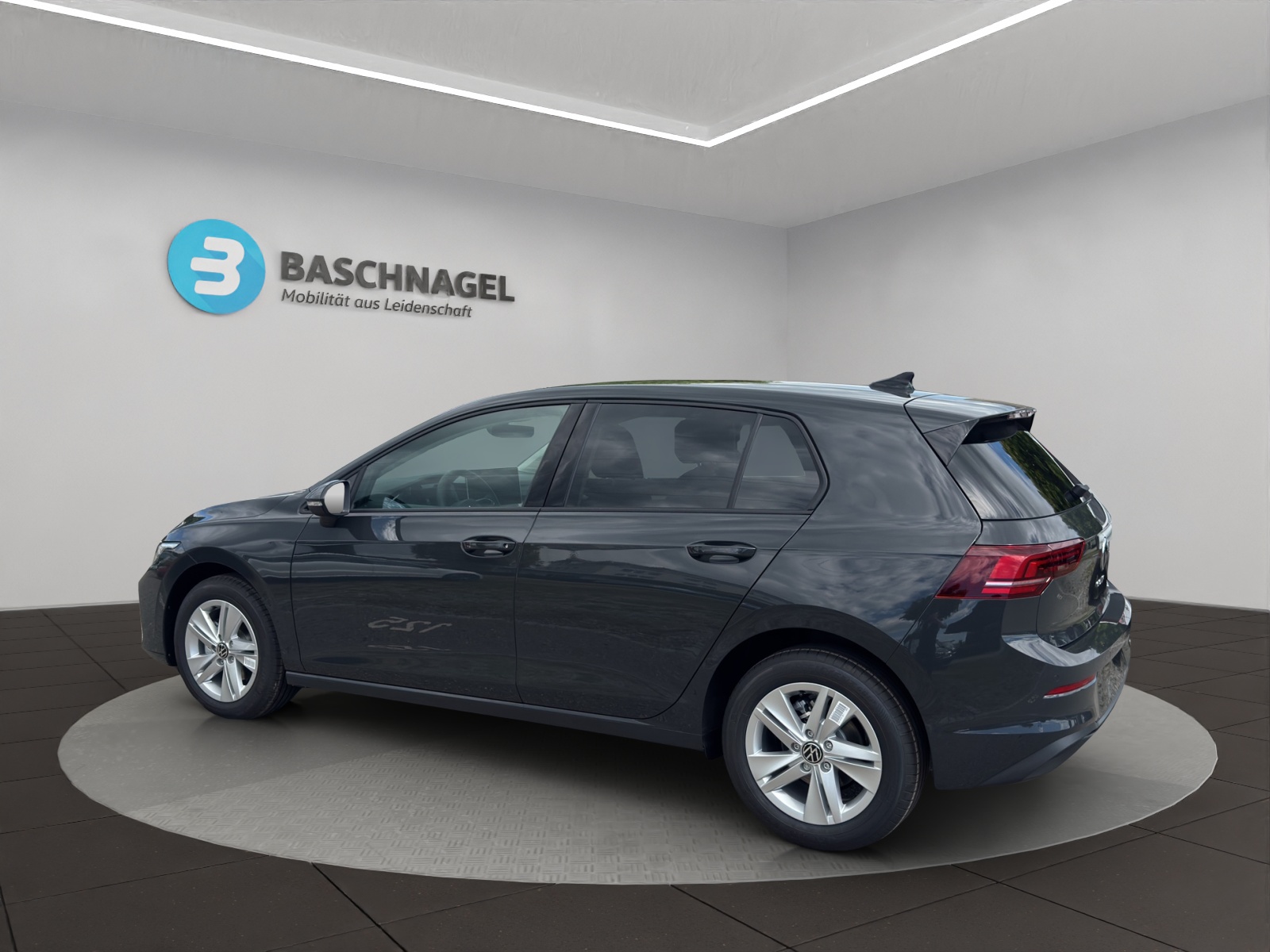 VW Golf 1.5 e TSI mHEV Value DSG-image-2