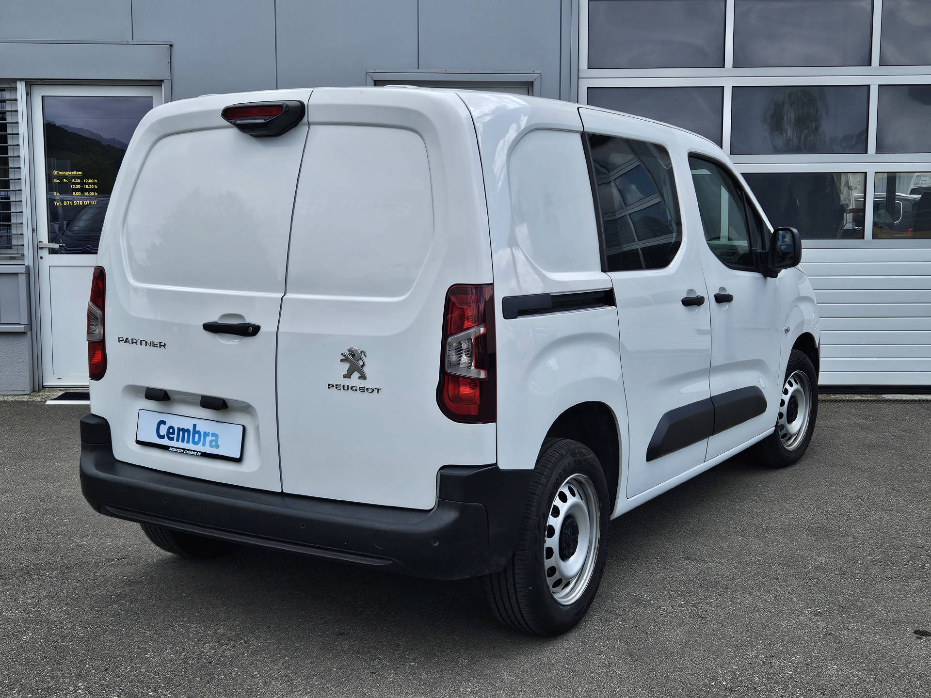 PEUGEOT Partner Kaw. 1000 Standard 1.5 BlueHDI 130 Asphalt S/S-image-4