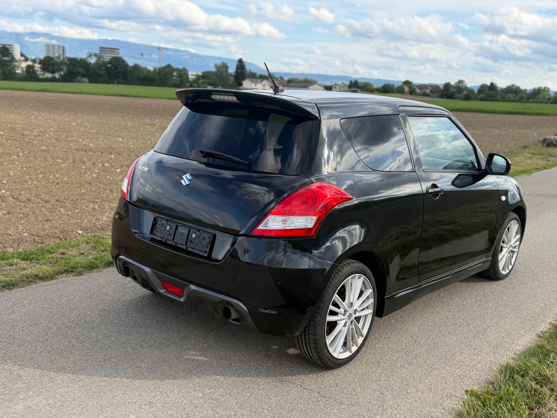 SUZUKI Swift 1.6i 16V Sport-image-8