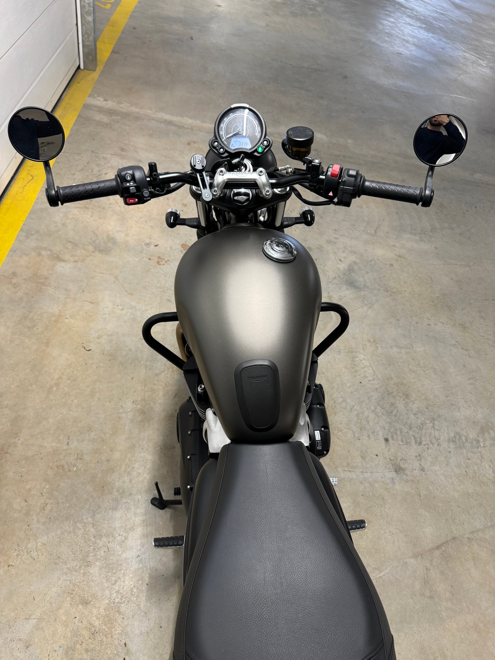 TRIUMPH Street Twin 900 Special Edition (35kW)-image-3