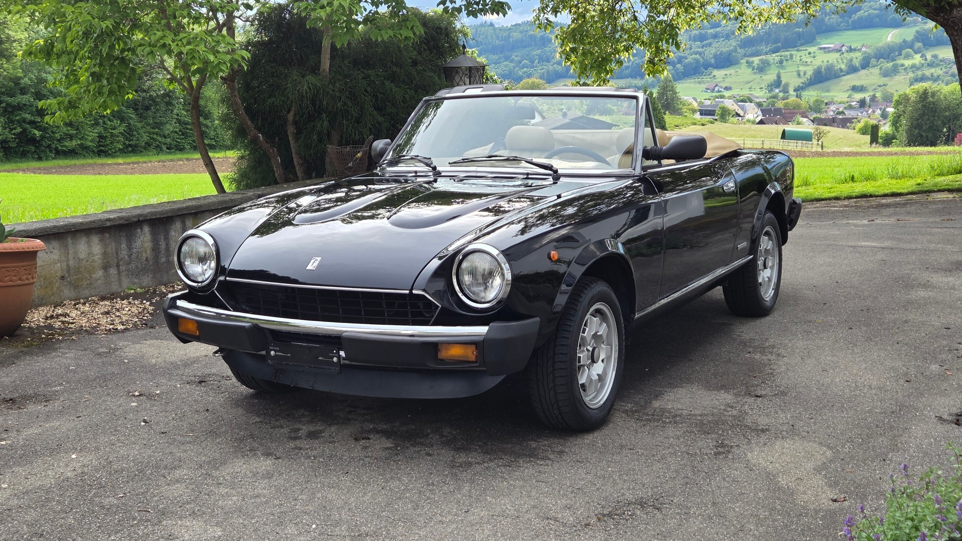 PININFARINA 124 D Spider-image-0