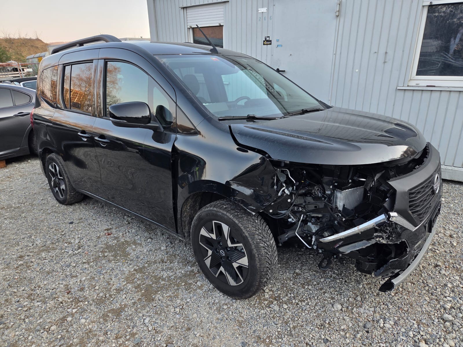 NISSAN Townstar 1.3 DIG-T L1 N-Connecta DCT WARPEL Behinderten-Fahrzeug-image-5