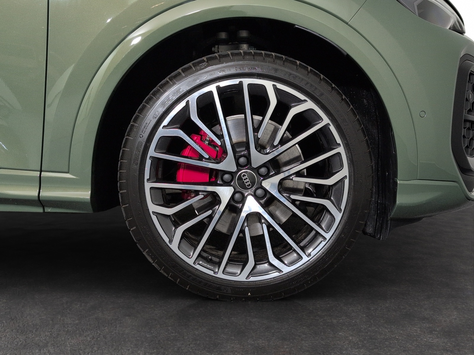 AUDI Q5 e-hybrid quattro 270 kW S-tronic-image-4