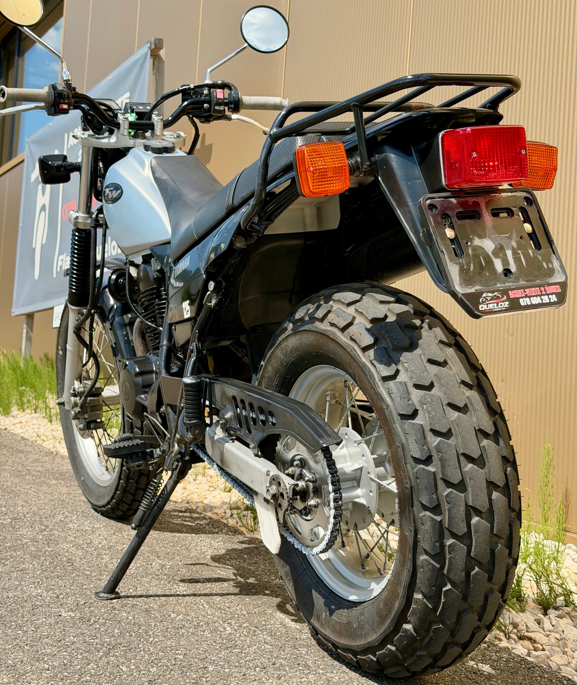 YAMAHA TW 125-image-12