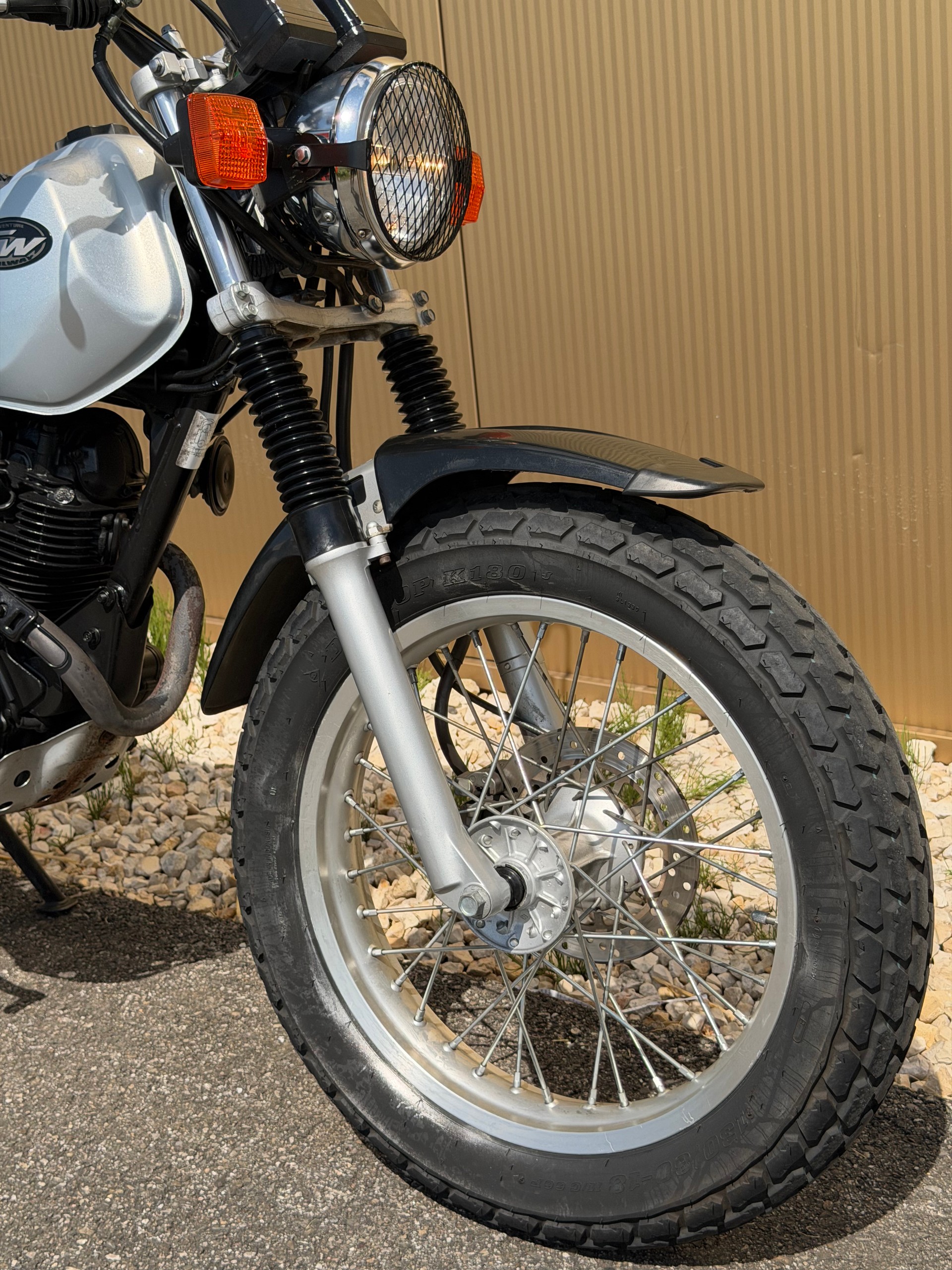 YAMAHA TW 125-showroom-element-1