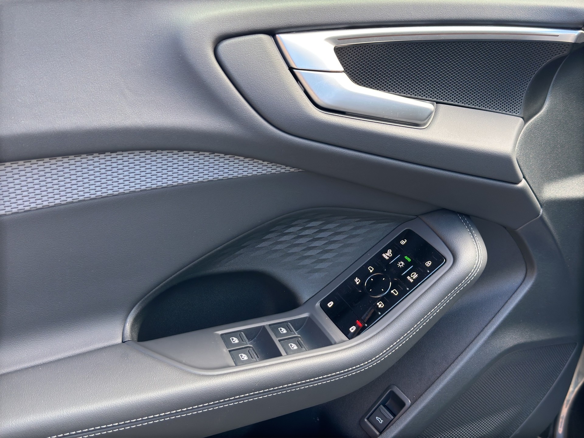 AUDI A5 Avant TFSI S-Line 150 kW S tronic-image-8