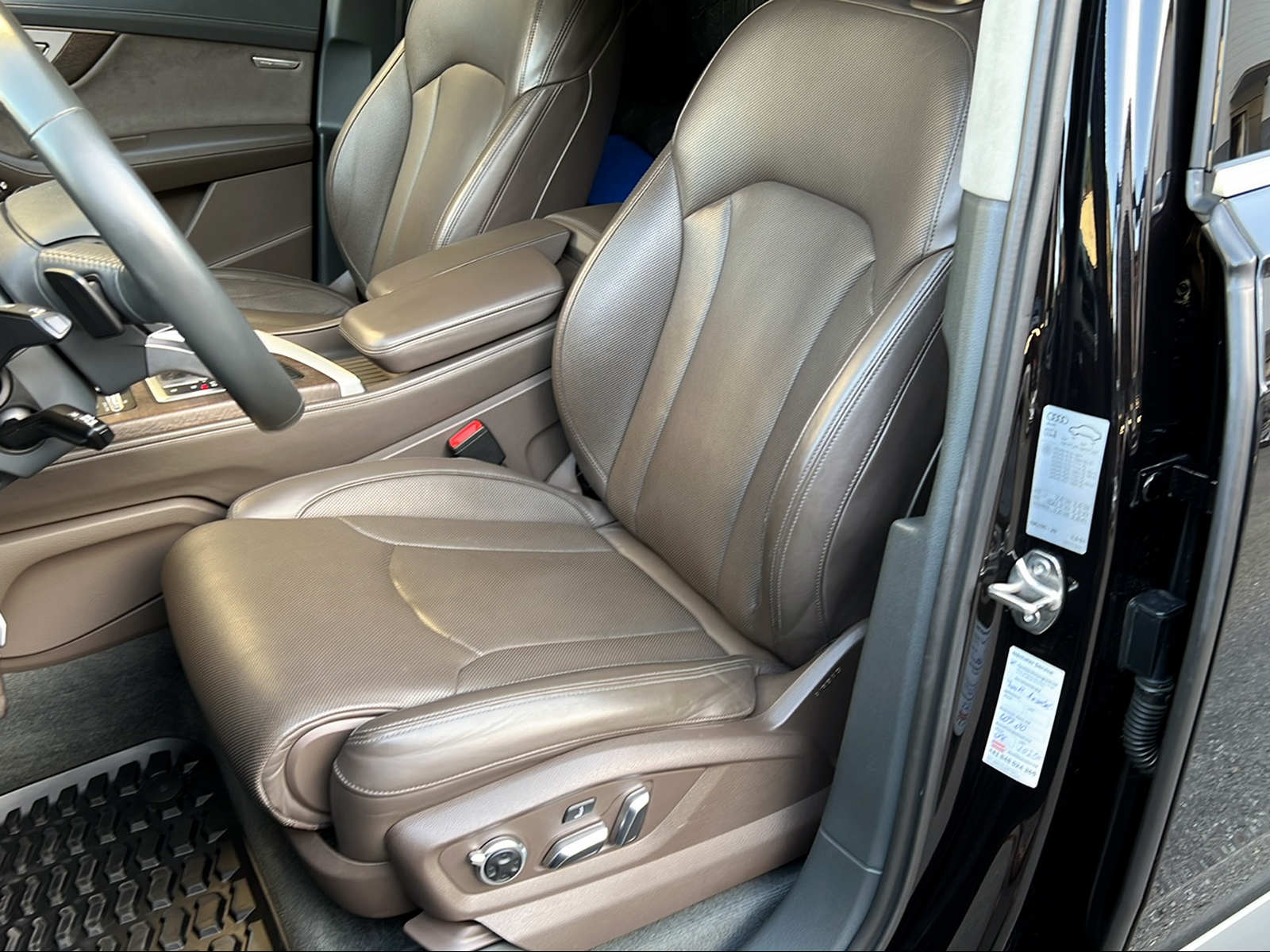 AUDI Q7 3.0 TDI quattro tiptronic-image-10