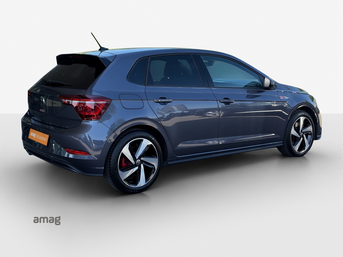 VW Polo 2.0 TSI GTI DSG-image-4