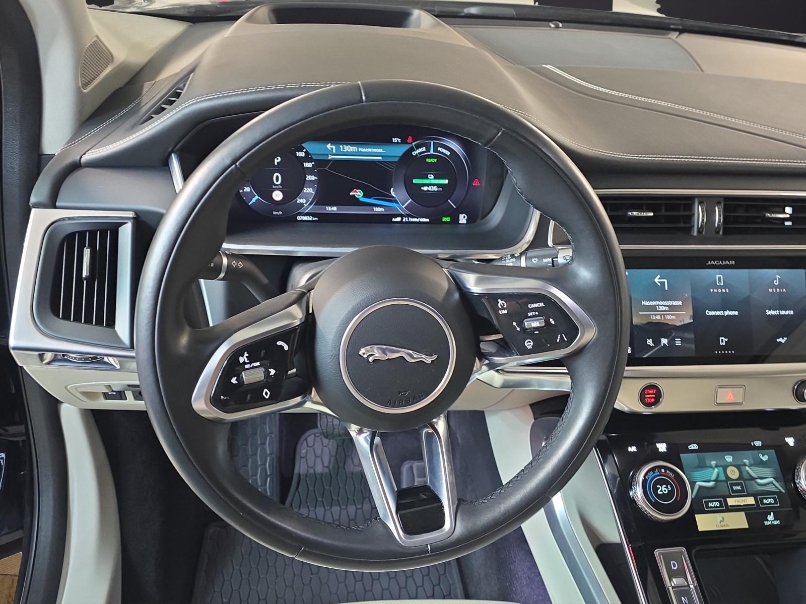JAGUAR I-Pace EV400 HSE AWD-image-11