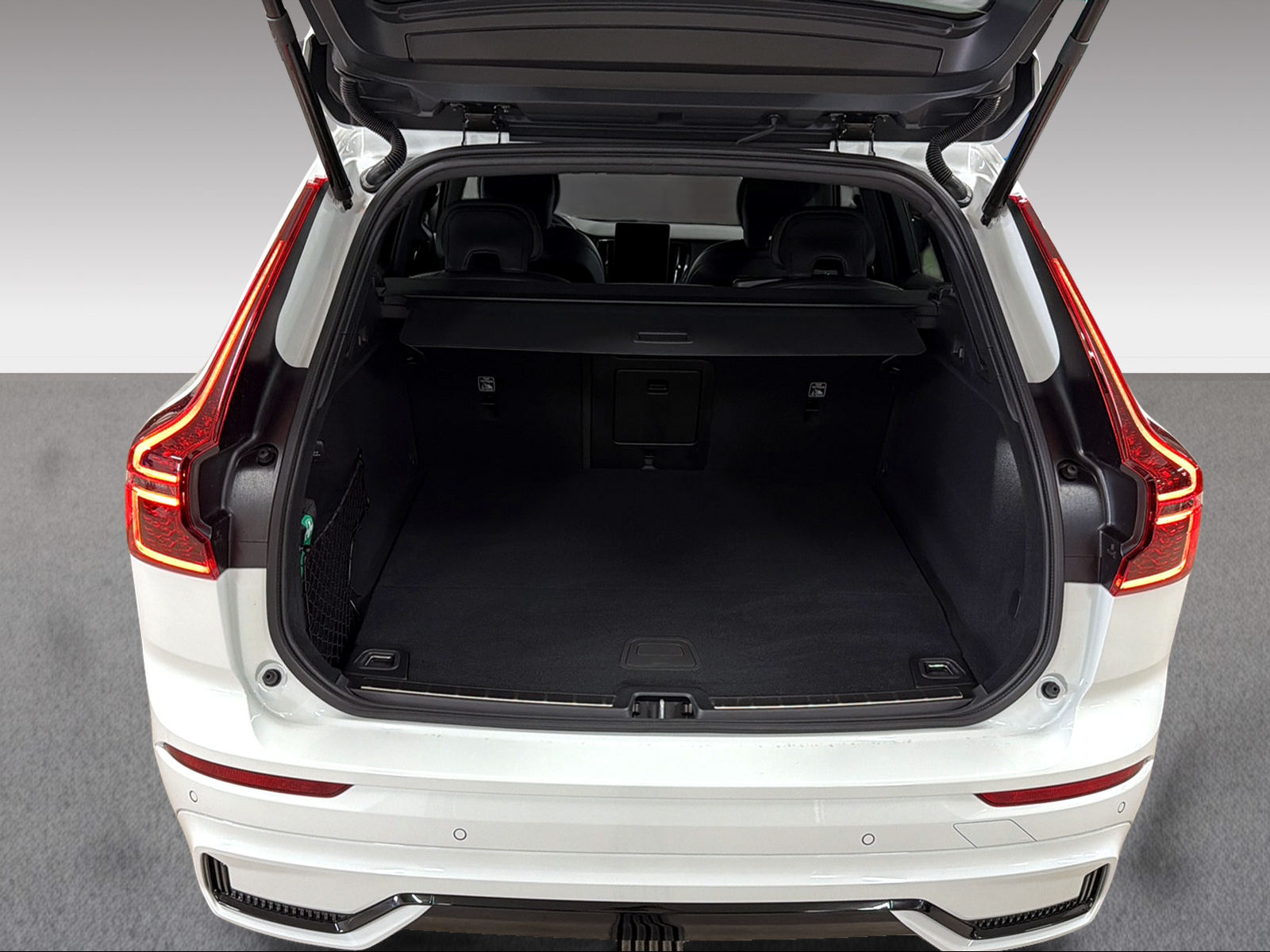 VOLVO XC60 2.0 T8 TE Ultra Dark eAWD-image-6