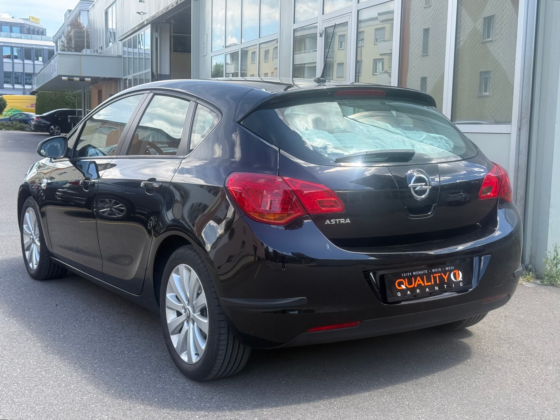 OPEL Astra 1.6i 16V Enjoy-image-4