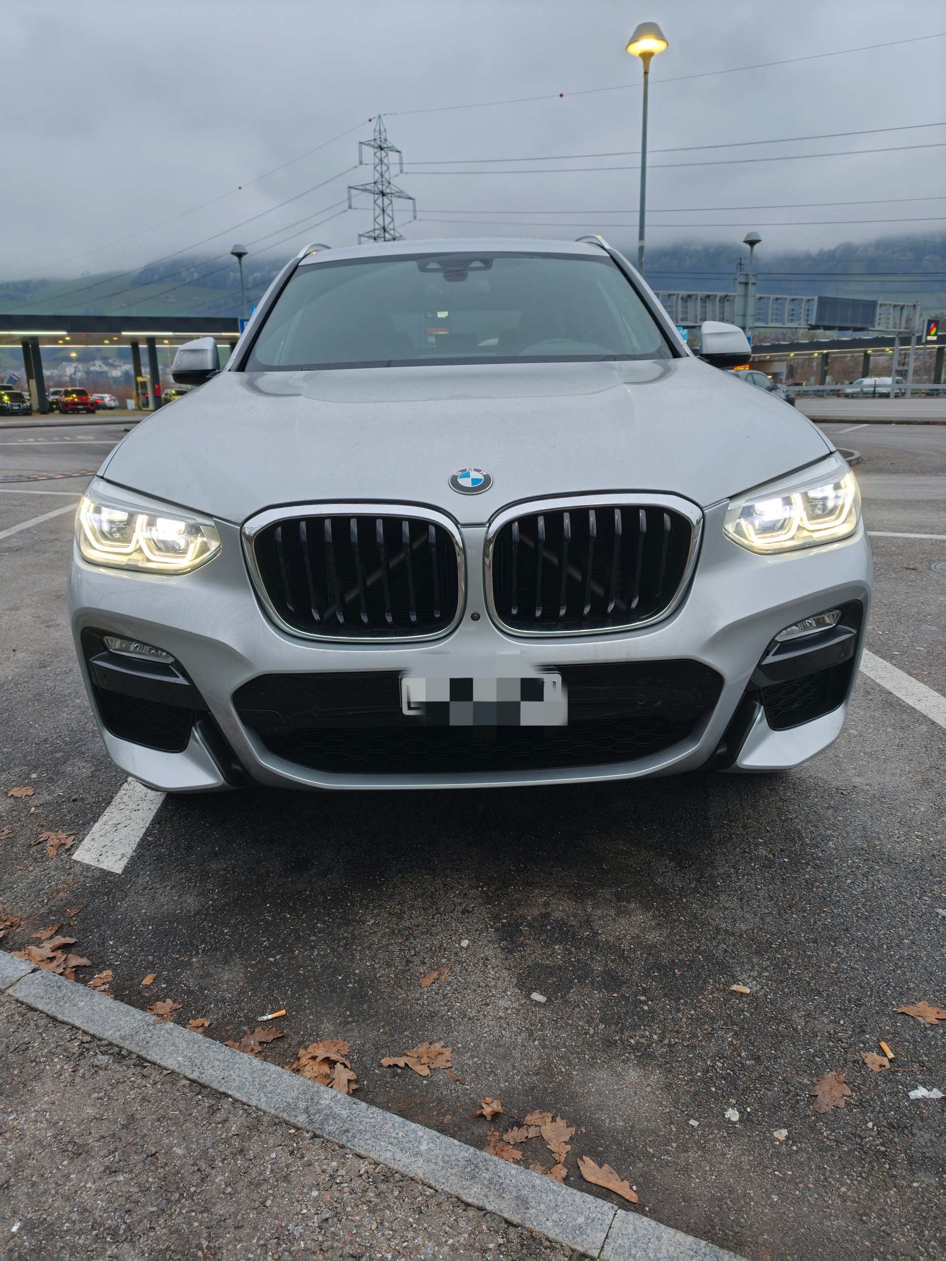 BMW 30i xDrive M-Sport-image-7