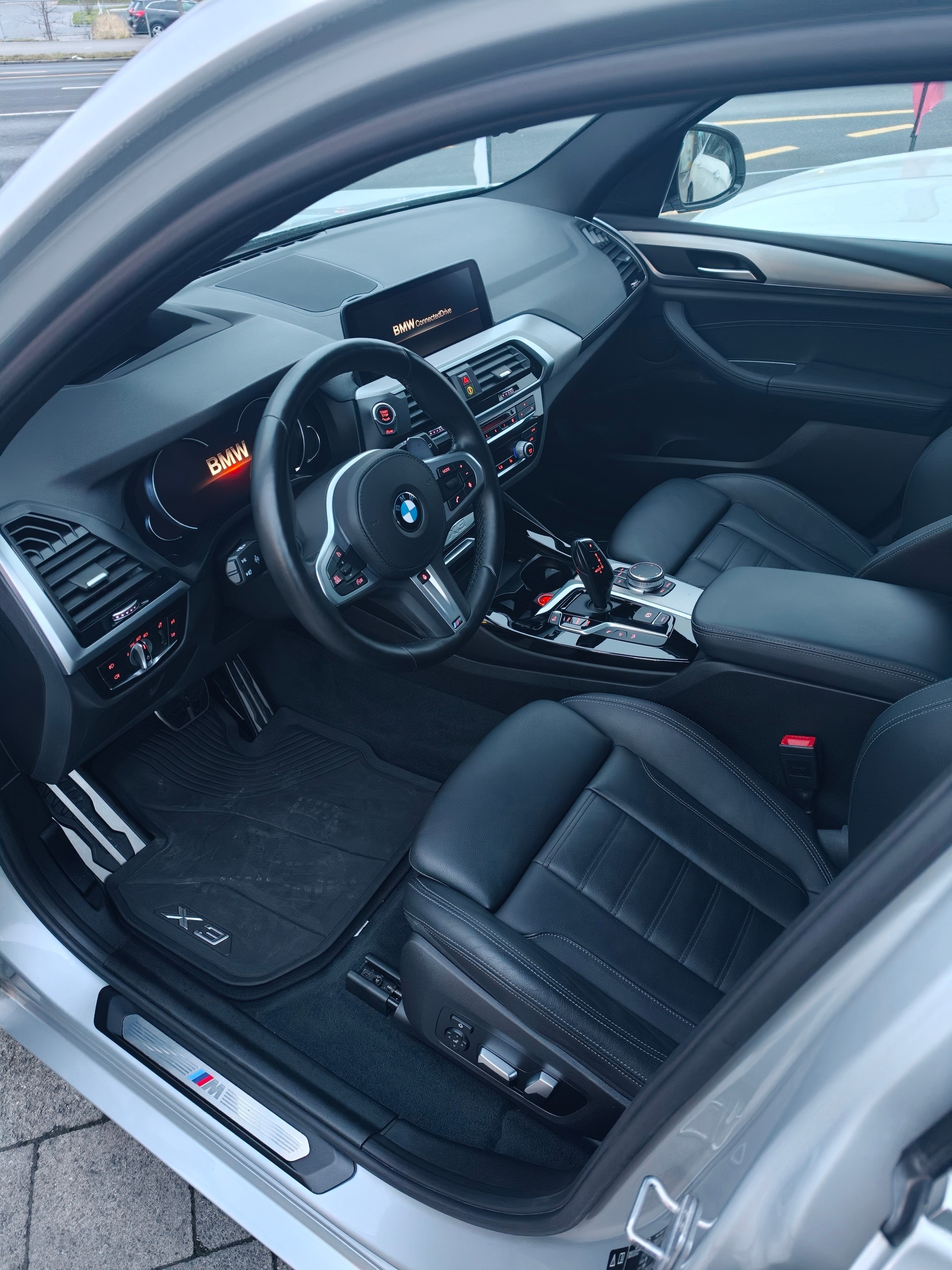 BMW 30i xDrive M-Sport-image-10