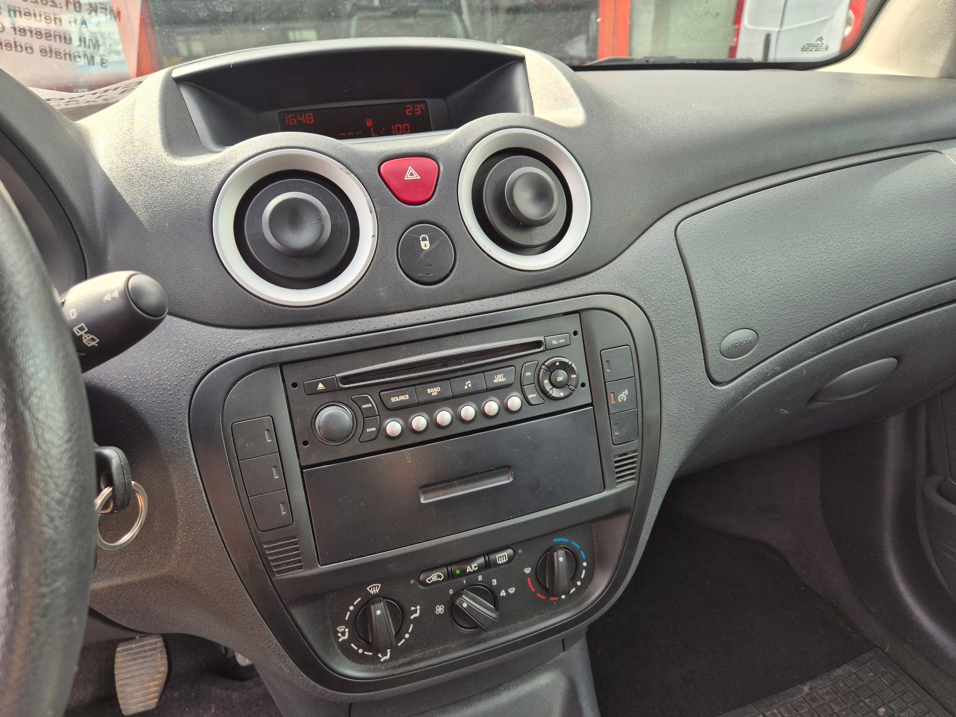 CITROEN C3-image-9