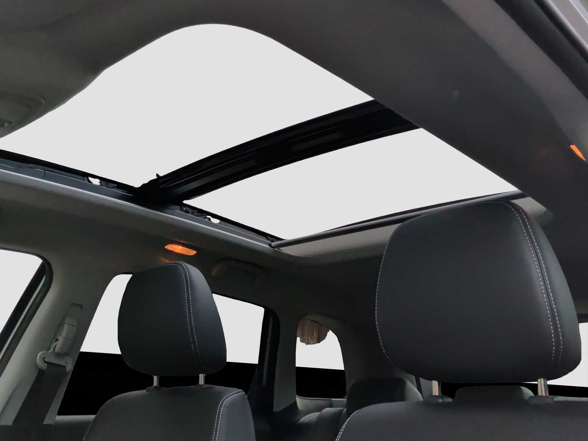 SUZUKI Vitara 1.5 Hybrid Piz Sulai Top 4x4 AGS-image-13