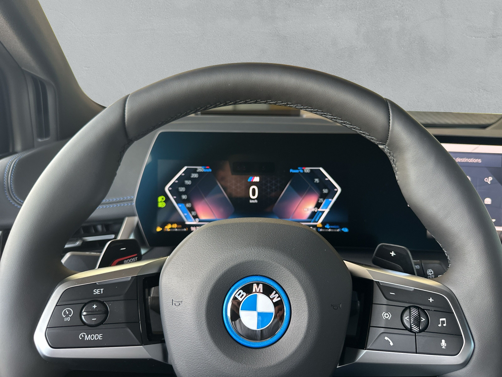 BMW 225e xDrive Active Tourer-image-21