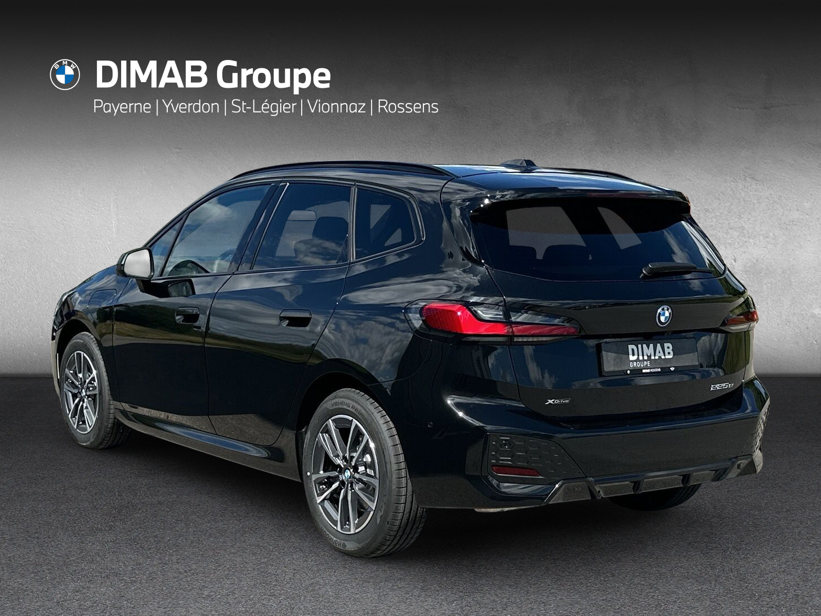 BMW 225e xDrive Active Tourer-image-2