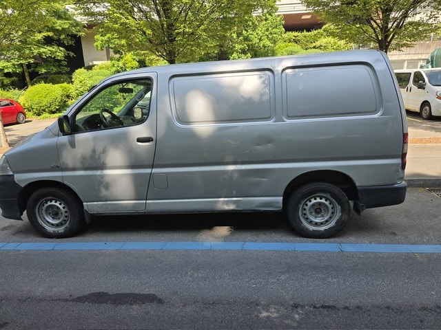 TOYOTA 2.5 D-4D 4T.-image-0