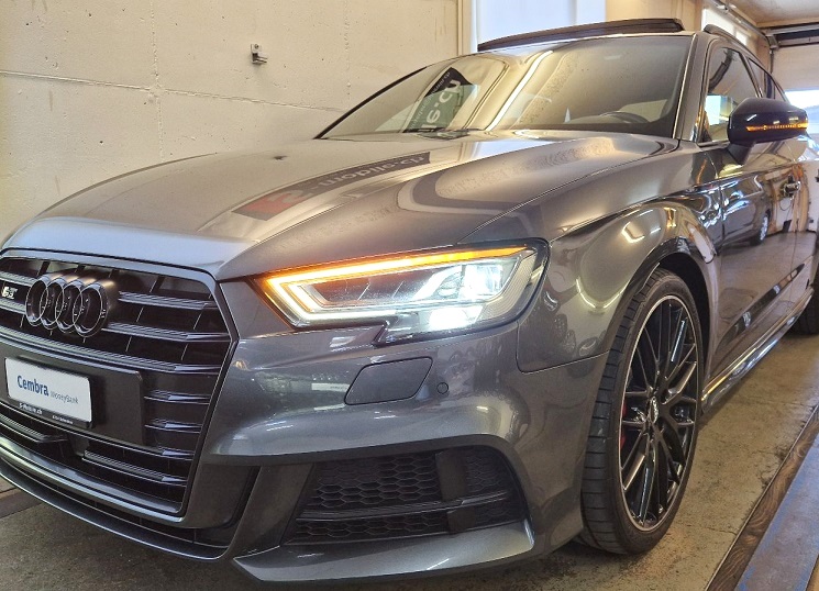AUDI S3 Sportback 2.0 TFSI quattro S-tronic-image-14