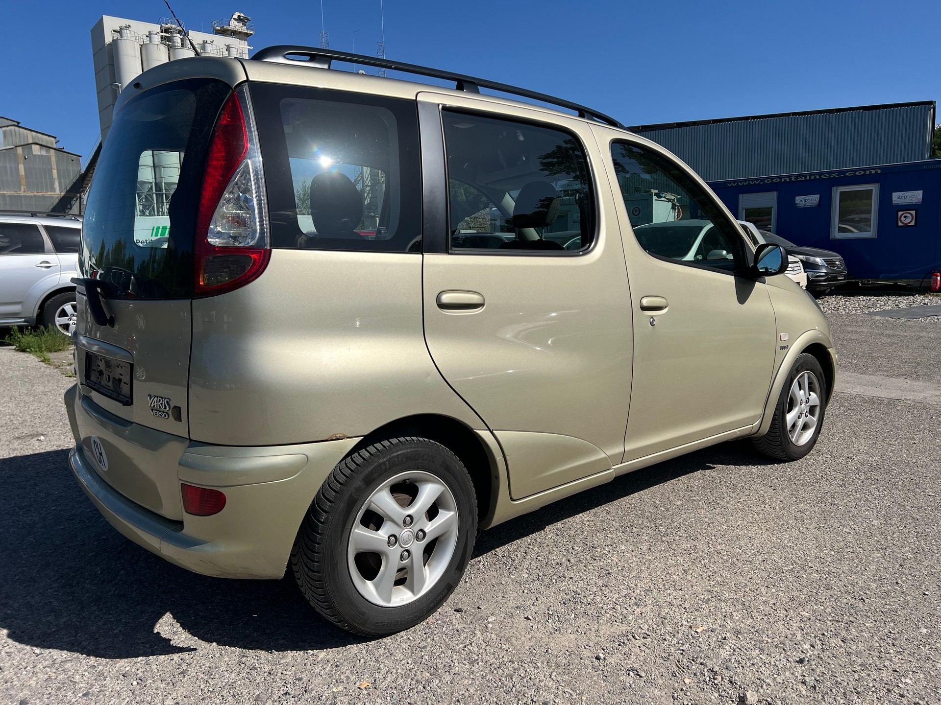 TOYOTA Yaris Verso 1.5 Linea Sol-image-2