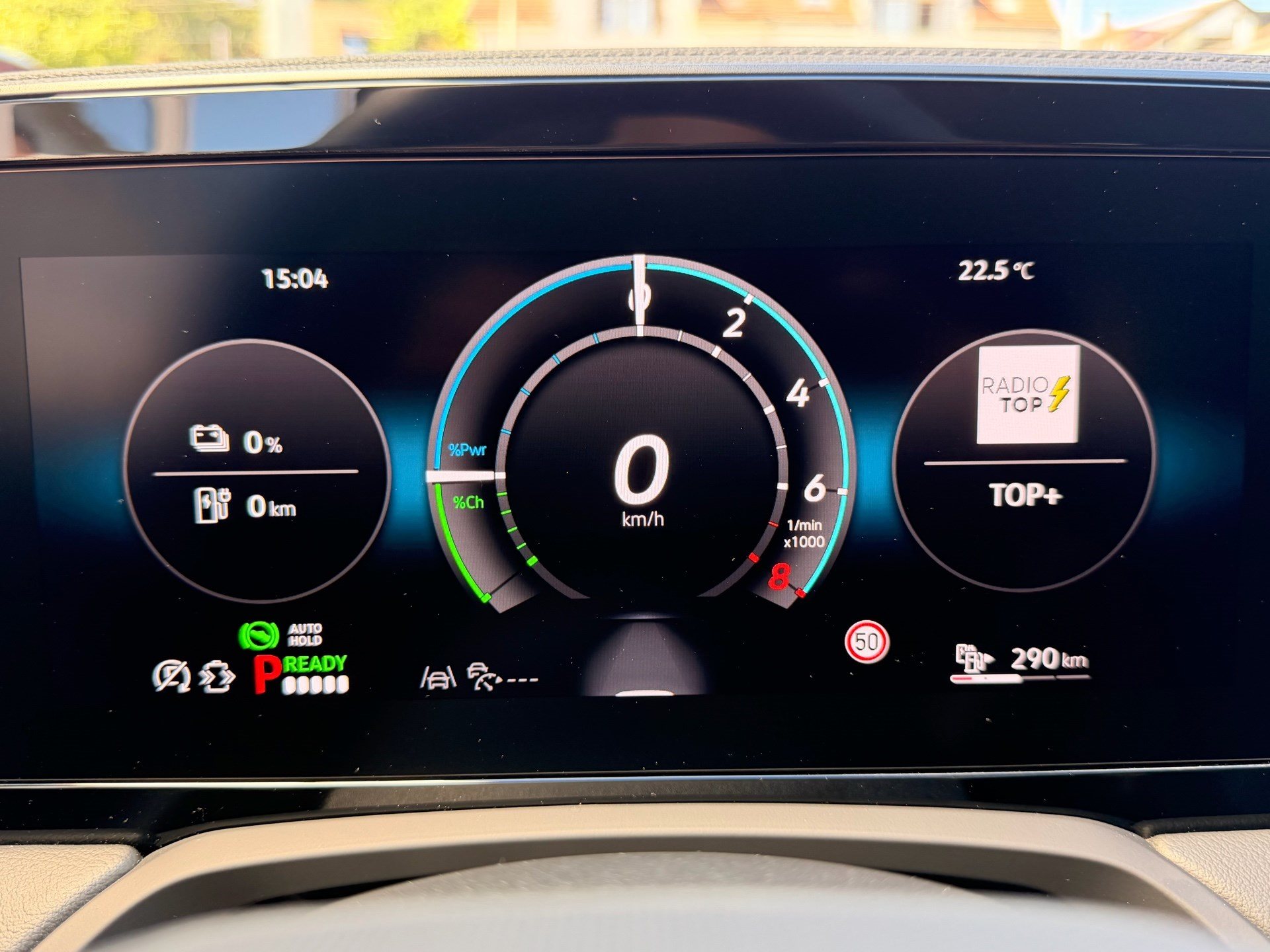 VW Passat Variant 1.5 TSI eHybrid 204 PS Business *** 5 JAHRE VW GARANTIE ***-image-9