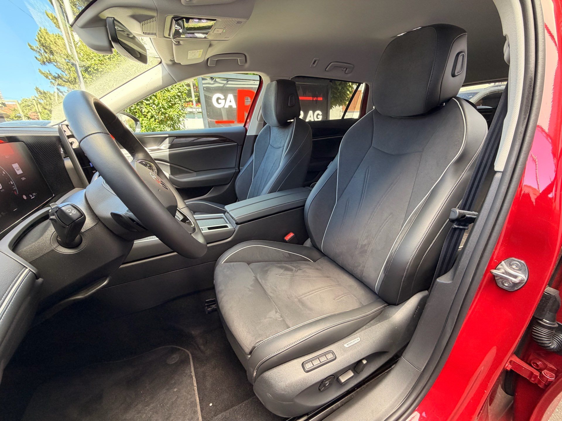 VW Passat Variant 1.5 TSI eHybrid 204 PS Business *** 5 JAHRE VW GARANTIE ***-image-7
